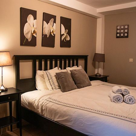 Archimede Guest House บรัสเซลส์ ภายนอก รูปภาพ